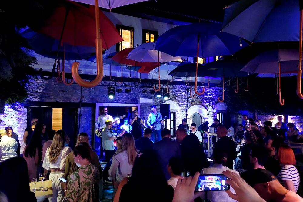 Sa nastupa Kira benda, Foto: Jadranka Ćetković