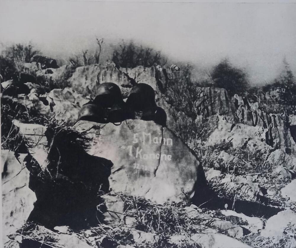 “Spomenik” koji su fašisti ostavili iznad Bioča gdje im je poginula posada topa