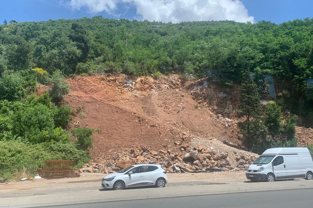 Kosina brda je dijelom već iskopana, Foto: Vuk Lajović