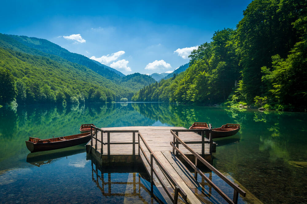 Očekuju 3,2 miliona eura prihoda od turizma: Biogradsko jezero, Foto: Shutterstock