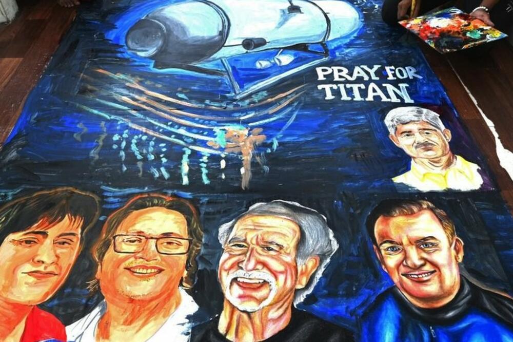 Slika sa porukom „molimo se za Titan" posvećena putnicima podmornice Titan, Foto: Getty Images