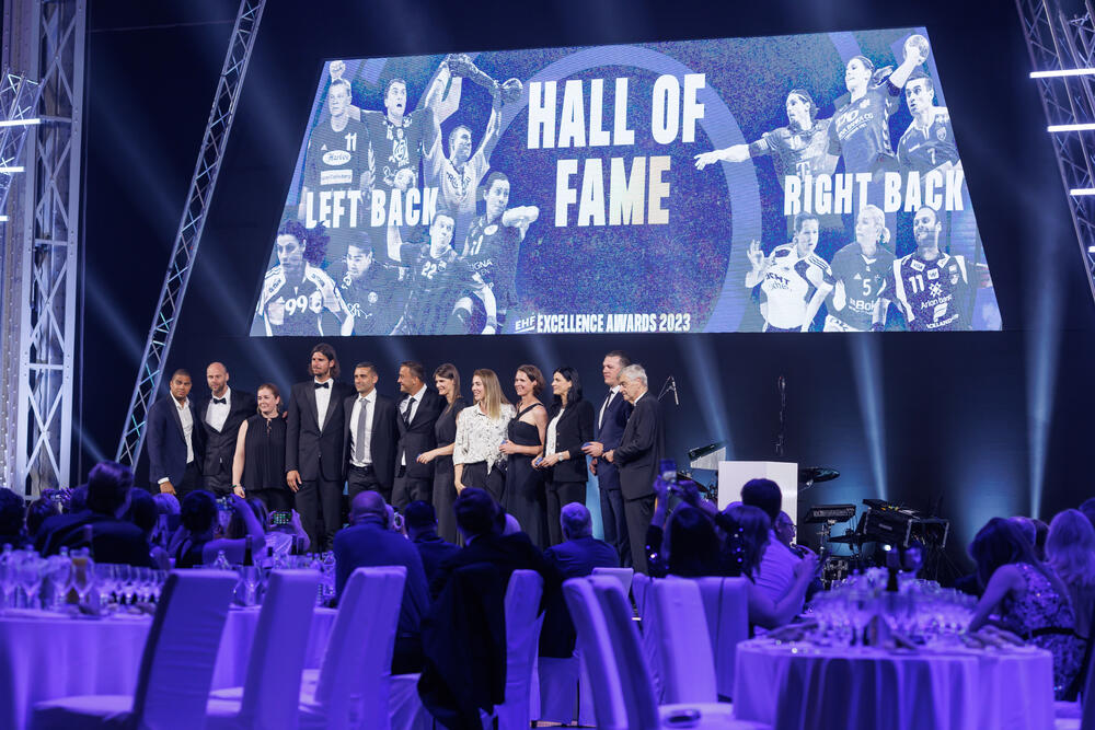 <p>EHF odlučio da izabere najbolje igrače u takmičenjima koja je organizovao u posljednjih 30 godina, po jedno iz muške i ženske konkurencije</p>