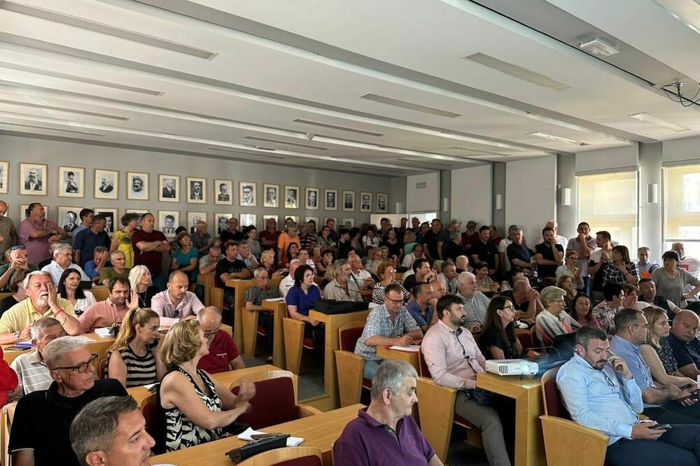 Uloženo 500 predloga i sugestija: Prezentacija u Herceg Novom, Foto: Opština Herceg Novi