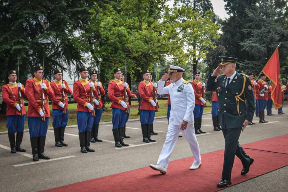 Dragone i Lazarević