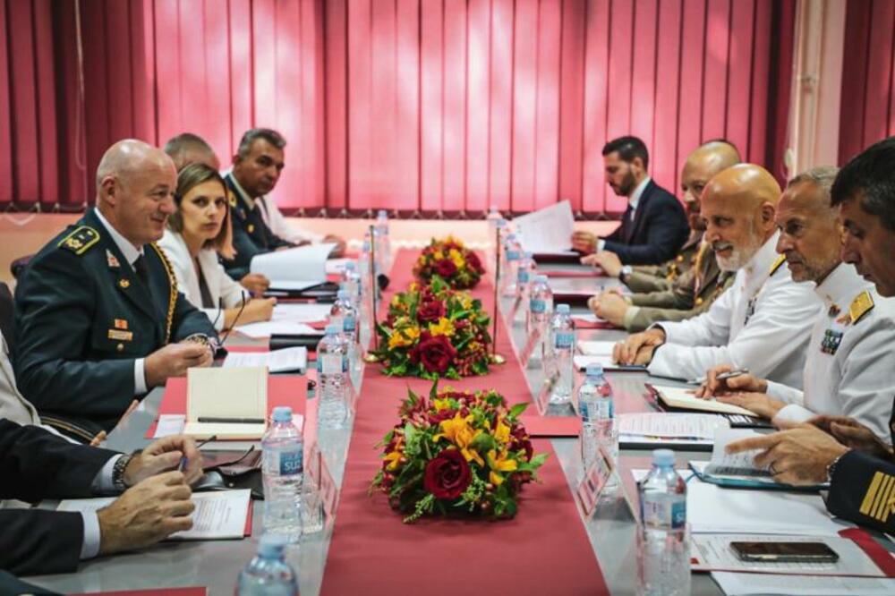 Lazarević i Dragone na sastanku