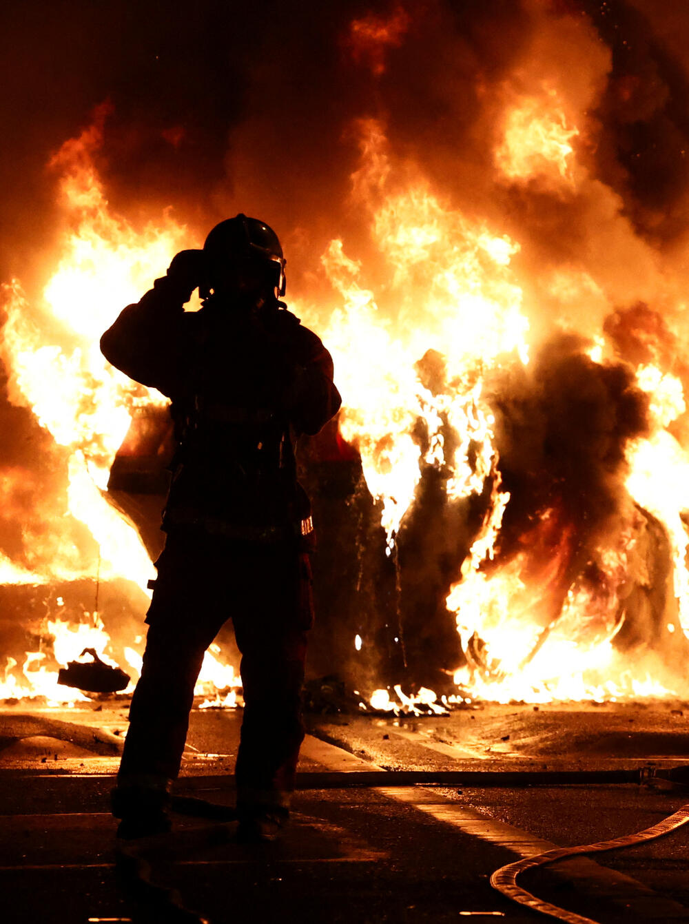 <p>Ministar unutrašnjih poslova Žerald Darmanen je osudio "nepodnošljivo nasilje protiv simbola države"</p>