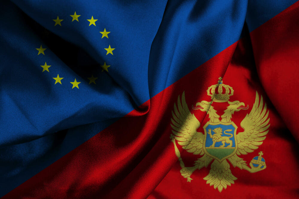 Širok konsenzus oko članstva u EU: zastave Crne Gore i EU (ilustracija), Foto: Shutterstock