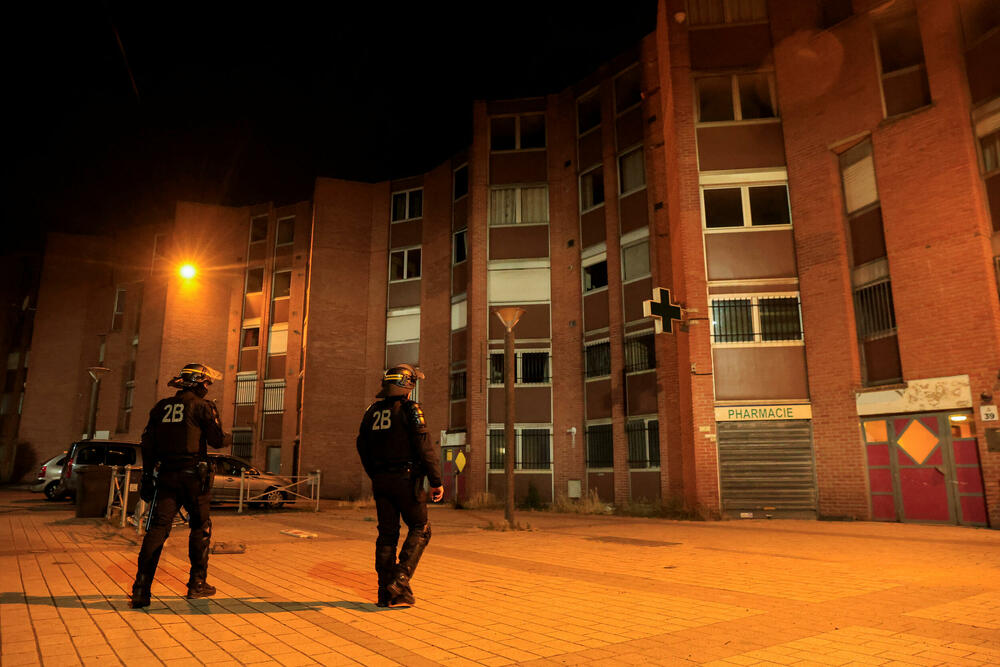 <p>Od početka protesta širom zemlje je uhapšeno više od 2.400 ljudi, uglavnom maloljetnika</p>