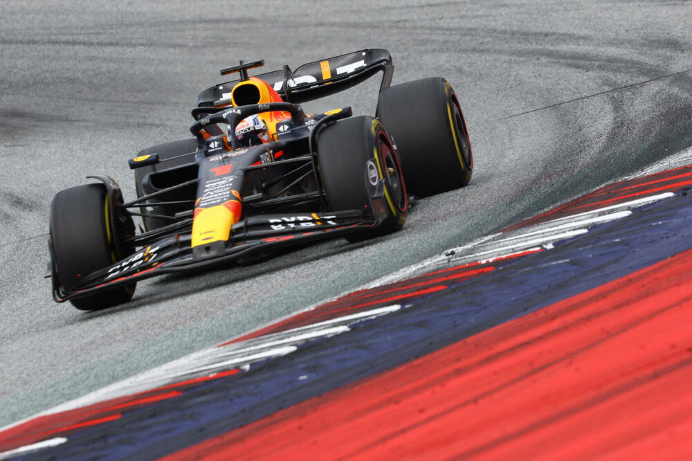 Ferstapen u bolidu Red Bula, Foto: Reuters