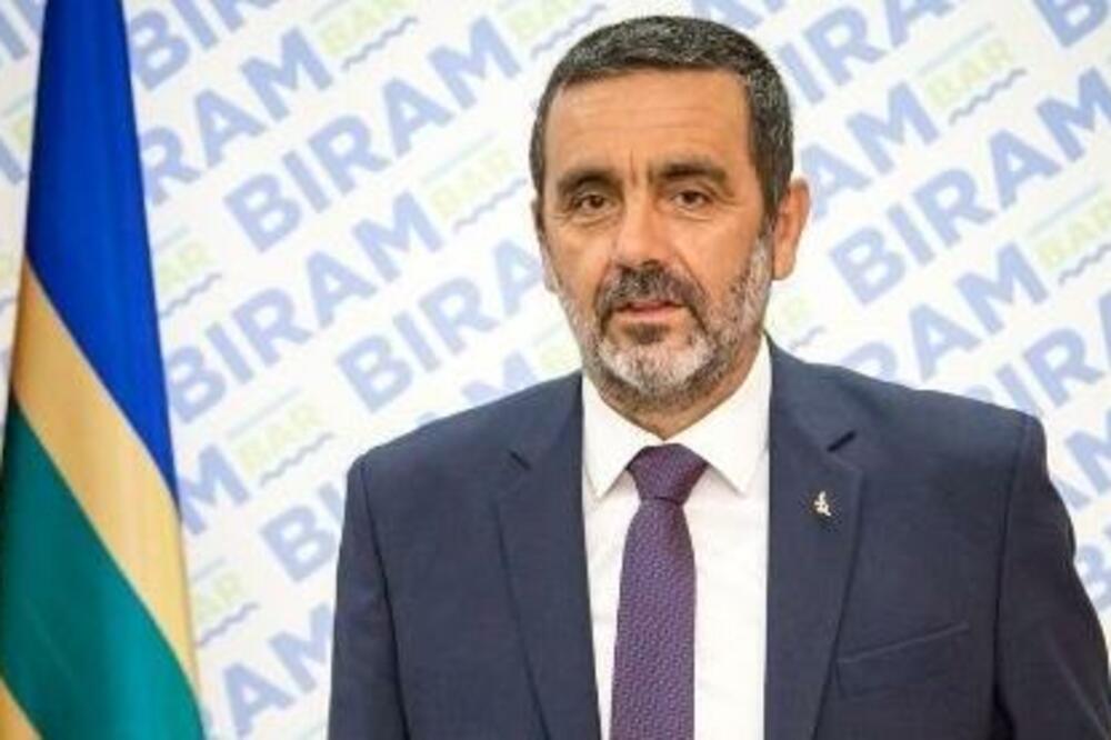 Alković, Foto: Biram Crnu Goru