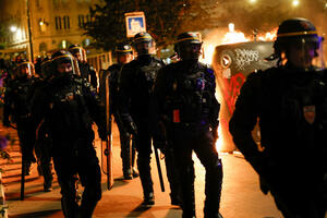 Pet slučajeva kada može da se puca: Zašto francuska policija...