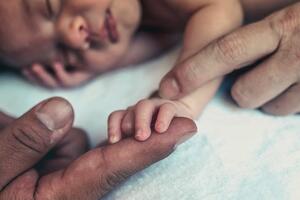 Da li djeca nastala miješanjem DNK troje ljudi imaju pravo da...