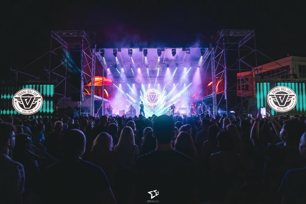 <p>Treće večeri festivala, 4. jula, program će se odvijati na bini Groove u Kolektoru</p>