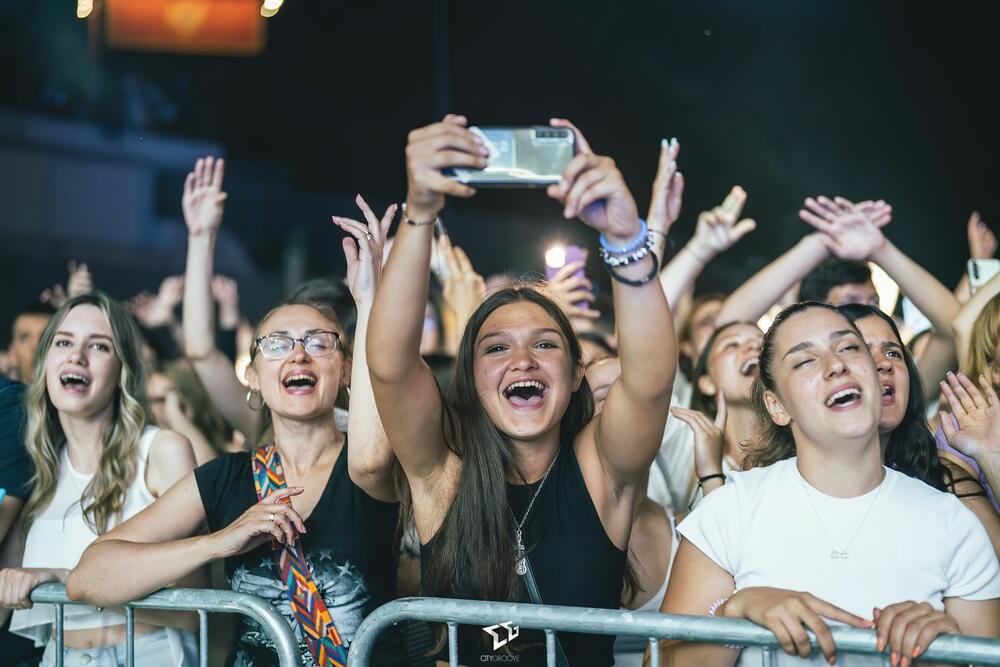 <p>Treće večeri festivala, 4. jula, program će se odvijati na bini Groove u Kolektoru</p>