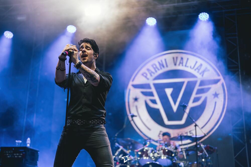 <p>Treće večeri festivala, 4. jula, program će se odvijati na bini Groove u Kolektoru</p>