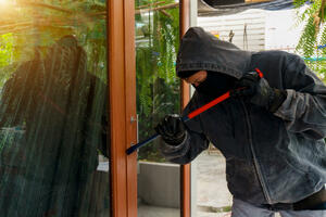 Maloljetnici iz Podgorice osumnjičeni za krađe u Budvi