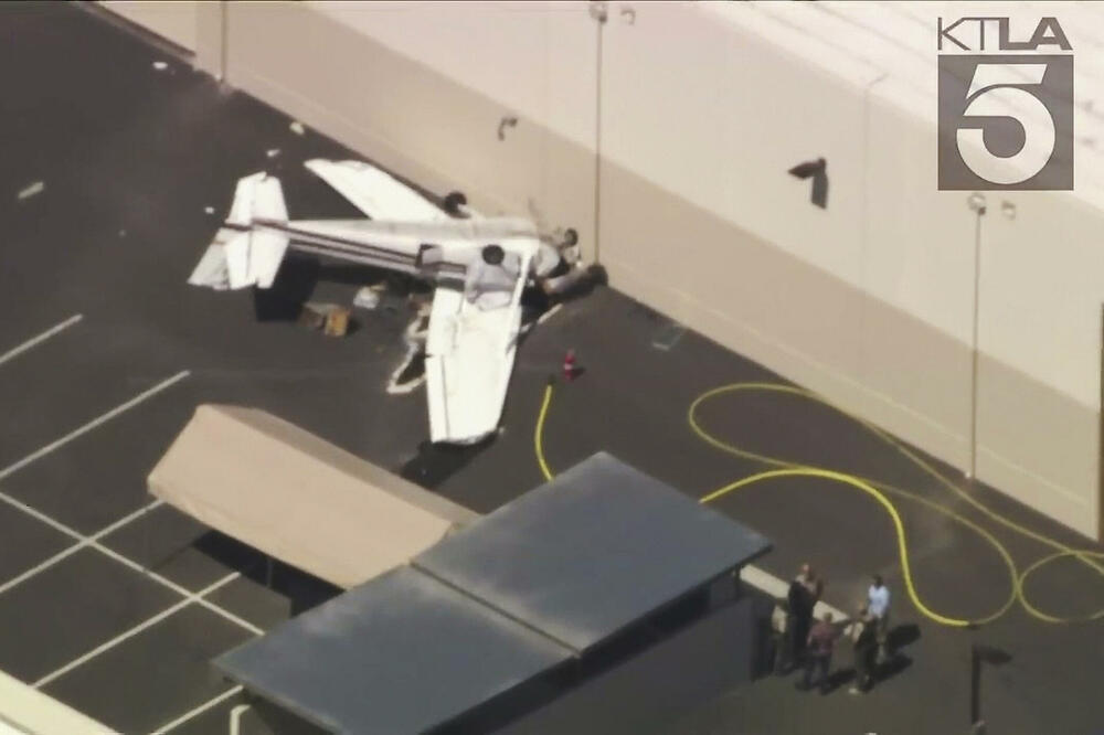 Sa mjesta pada aviona, Foto: Beta/AP