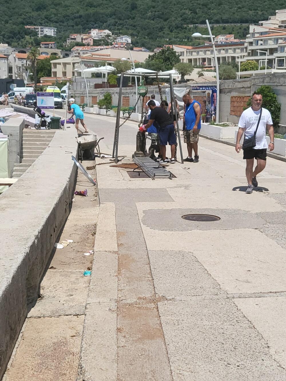 <p>Ekipa budvanskog Vodovoda je na terenu</p>