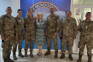 The Army of Montenegro presented a donation to the Children's Home in Bijela