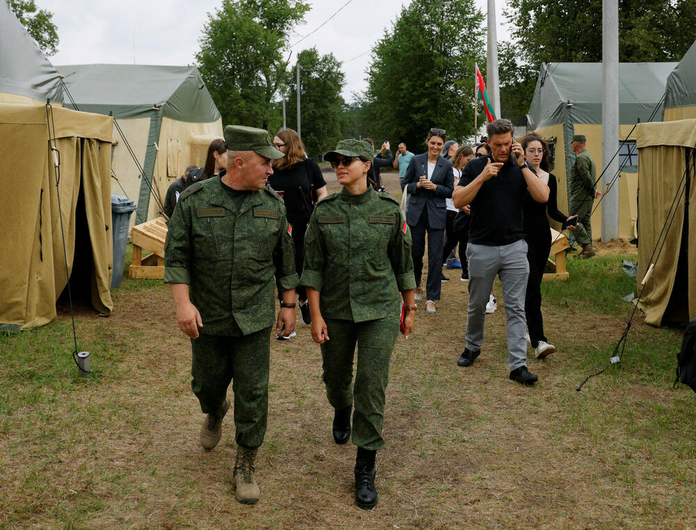 <p>Novinarima su pokazani redovi praznih šatora za koje je Kosinski rekao da mogu da prime do 5.000 vojnika u kampu koji je koristila bjeloruska vojska prije nego što je predat snagama teritorijalne odbrane</p>