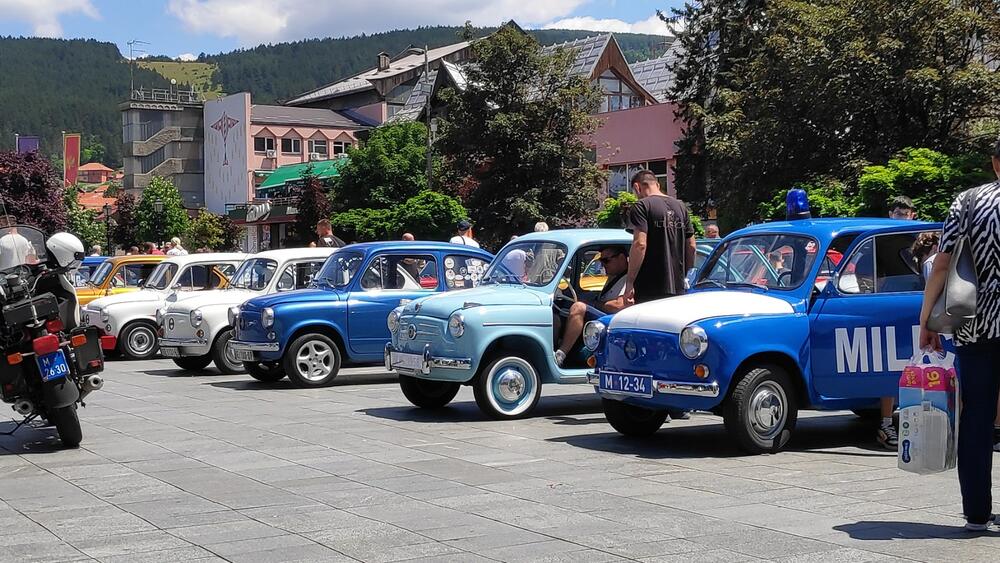 <p>Skup je održan petu godinu zaredom na gradskom Trgu 13. jul.<br /> </p>