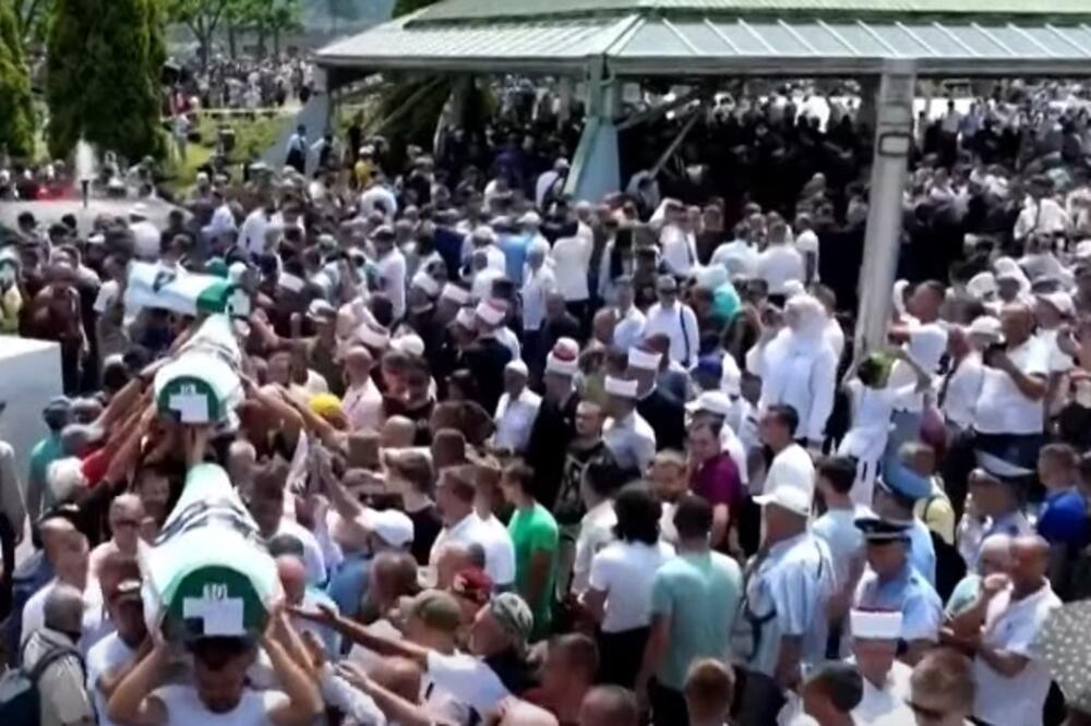 Danas u Potočarima, Foto: Screenshot/Youtube