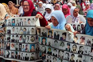 "Negiranje da je u Srebrenici bilo genocida je krivično djelo"