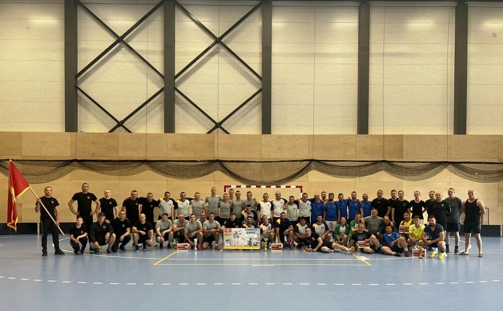 <p>Na turniru u vojnoj bazi učestvovali pripadnici oružanih snaga iz još deset zemalja, prikupljeno 1.850 eura</p>