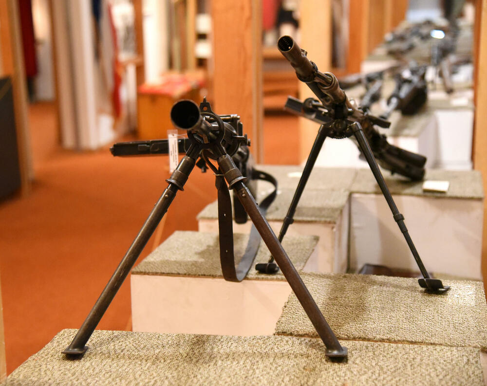 <p>Ovo je podsjetnik na to koja je cijena plaćena za slobodu i nezavisnost Crne Gore. Podsjetnik da tom slobodom nikada i nipošto ne trgujemo, da budemo odani Crnoj Gori. Na antifašizmu počiva moderna Crna Gora i moramo ga čuvati, kaže desetar/kustos Mitar Božović</p>