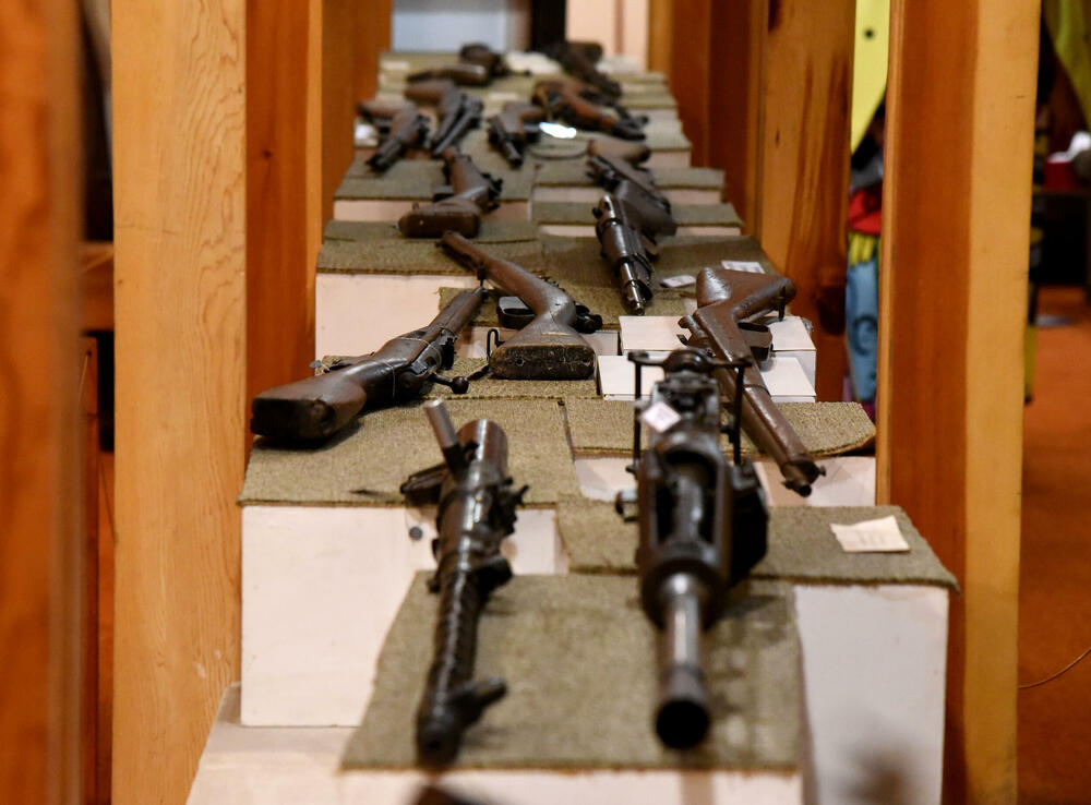 <p>Ovo je podsjetnik na to koja je cijena plaćena za slobodu i nezavisnost Crne Gore. Podsjetnik da tom slobodom nikada i nipošto ne trgujemo, da budemo odani Crnoj Gori. Na antifašizmu počiva moderna Crna Gora i moramo ga čuvati, kaže desetar/kustos Mitar Božović</p>