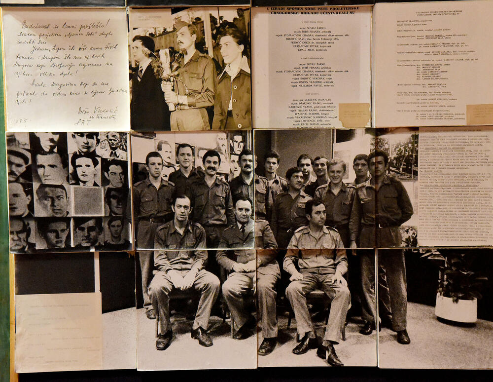 <p>Ovo je podsjetnik na to koja je cijena plaćena za slobodu i nezavisnost Crne Gore. Podsjetnik da tom slobodom nikada i nipošto ne trgujemo, da budemo odani Crnoj Gori. Na antifašizmu počiva moderna Crna Gora i moramo ga čuvati, kaže desetar/kustos Mitar Božović</p>