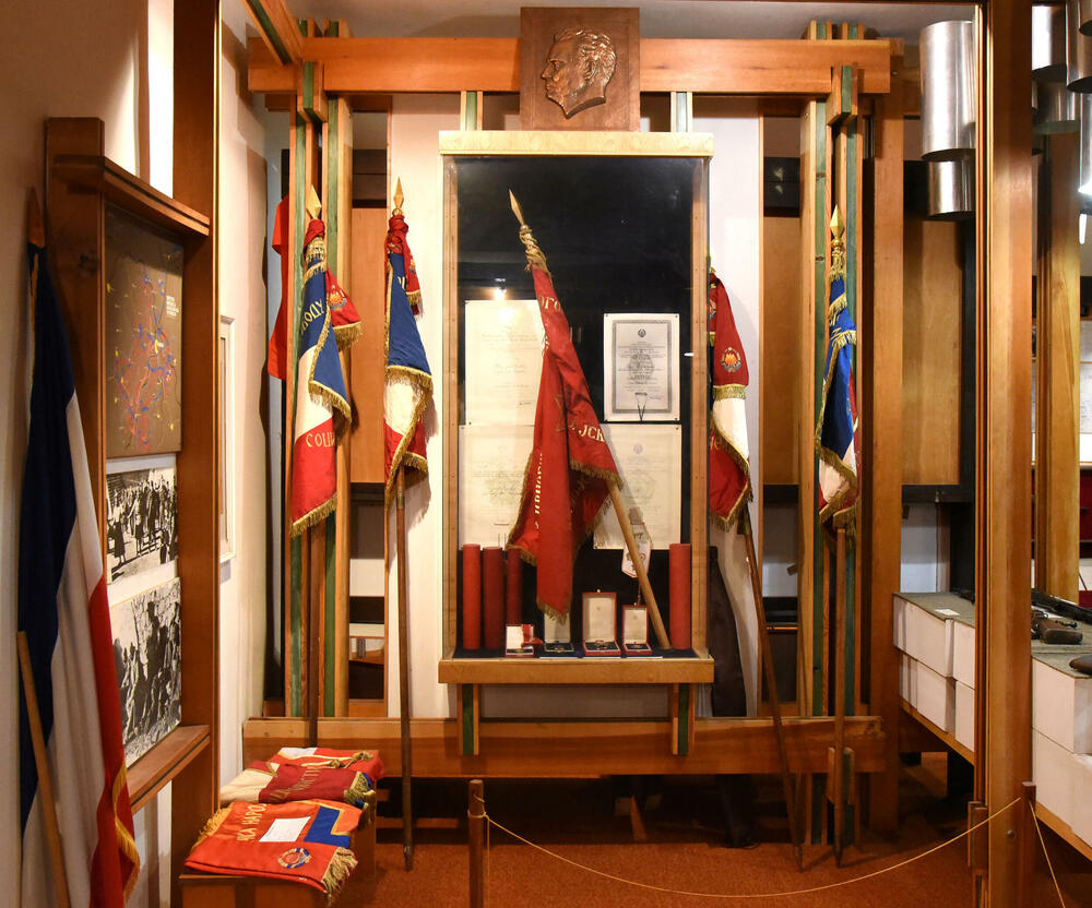 <p>Ovo je podsjetnik na to koja je cijena plaćena za slobodu i nezavisnost Crne Gore. Podsjetnik da tom slobodom nikada i nipošto ne trgujemo, da budemo odani Crnoj Gori. Na antifašizmu počiva moderna Crna Gora i moramo ga čuvati, kaže desetar/kustos Mitar Božović</p>