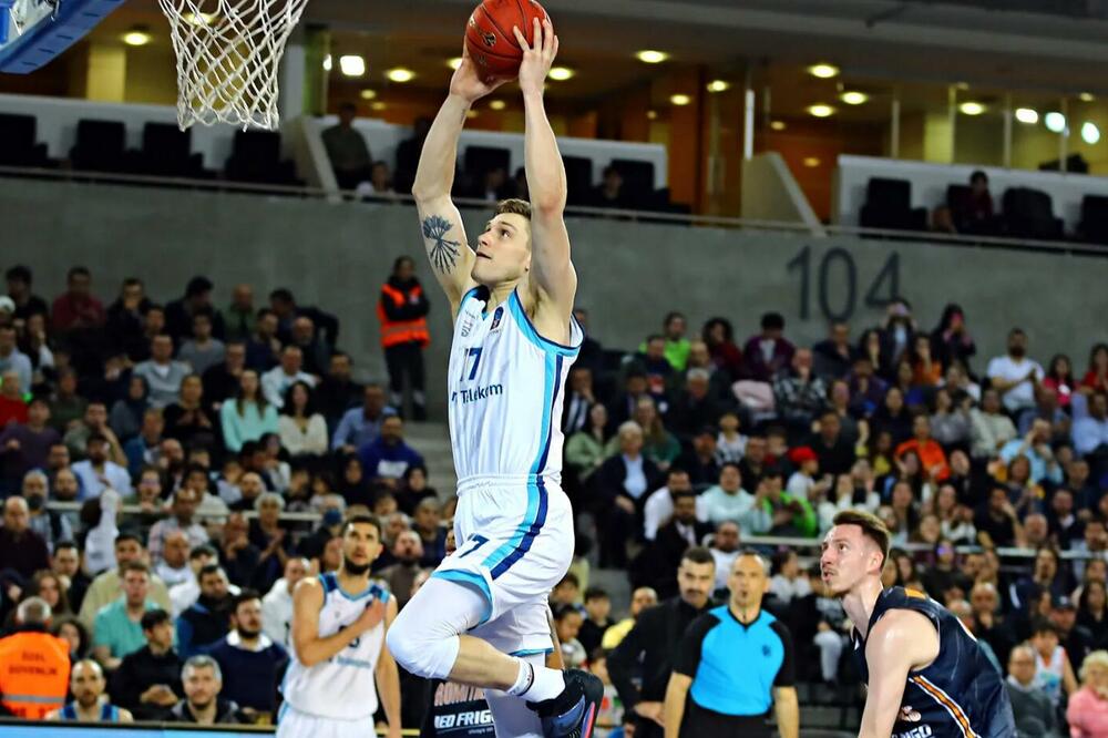 Sestina, Foto: Eurocup