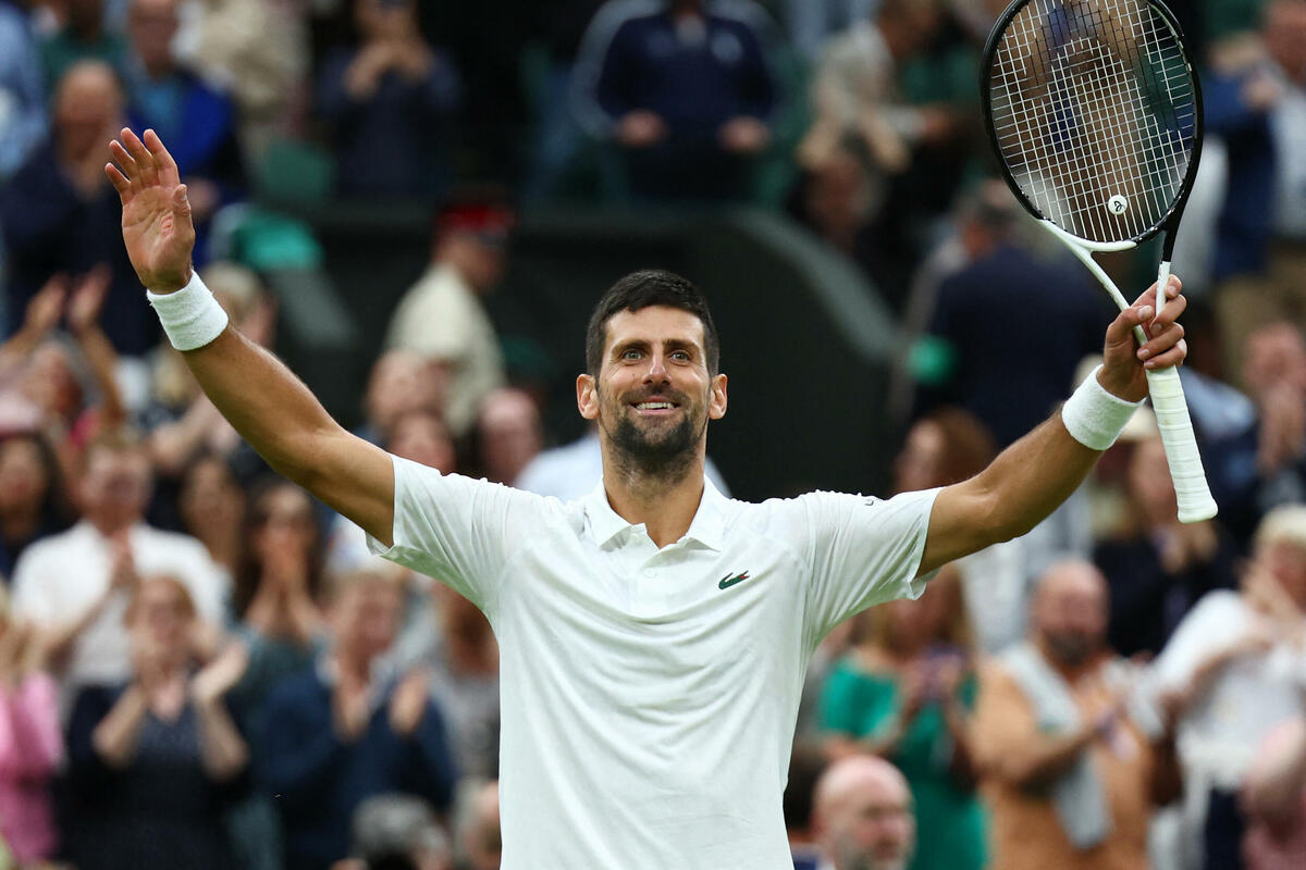 Siner has now not shaken Novak Djokovic continued his streak at Wimbledon, chasing Federers record on Sunday