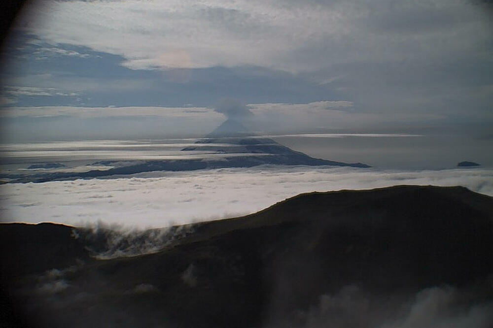 Oblak pepela niskog nivoa sa vulkana Šišaldin, Foto: Beta/AP