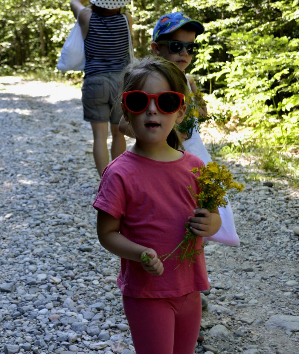 <p>„Ljekovita“ tura od Vučja, izletišta koje je dvadesetak kilometara udaljeno od Nikšića, do visoravni Konjsko</p>