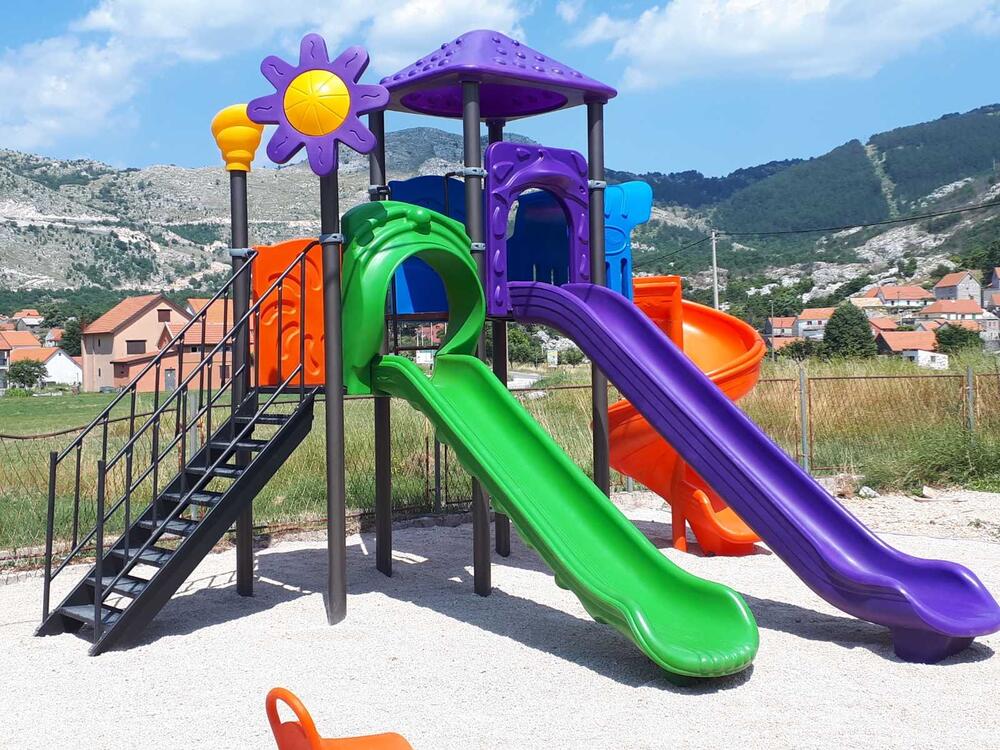 Igralište na Njegušima