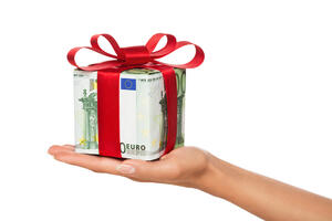 Spain: gift to young people of 20.000 euros - for coming of age?