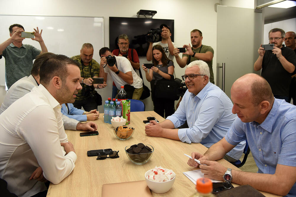 Usaglasili se o principima: Spajić na sastanku s Mandićem i Kneževićem, Foto: Luka Zekovic