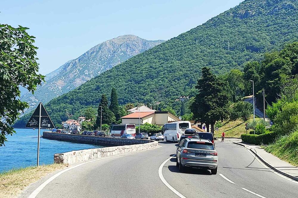 Detalj iz Lepetana, Foto: Sinša Luković