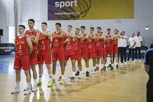 Juniori ubjedljivi protiv Mađarske na startu Evropskog prvenstva B...