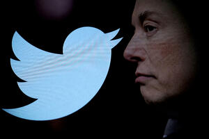Elon Mask predložio X kao novi logo za Tviter umjesto plave ptice