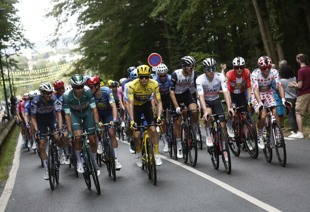 <p>Pogledajte kako je kroz foto-objektiv izgledala posljednja etapa Tur d'Fransa.</p>