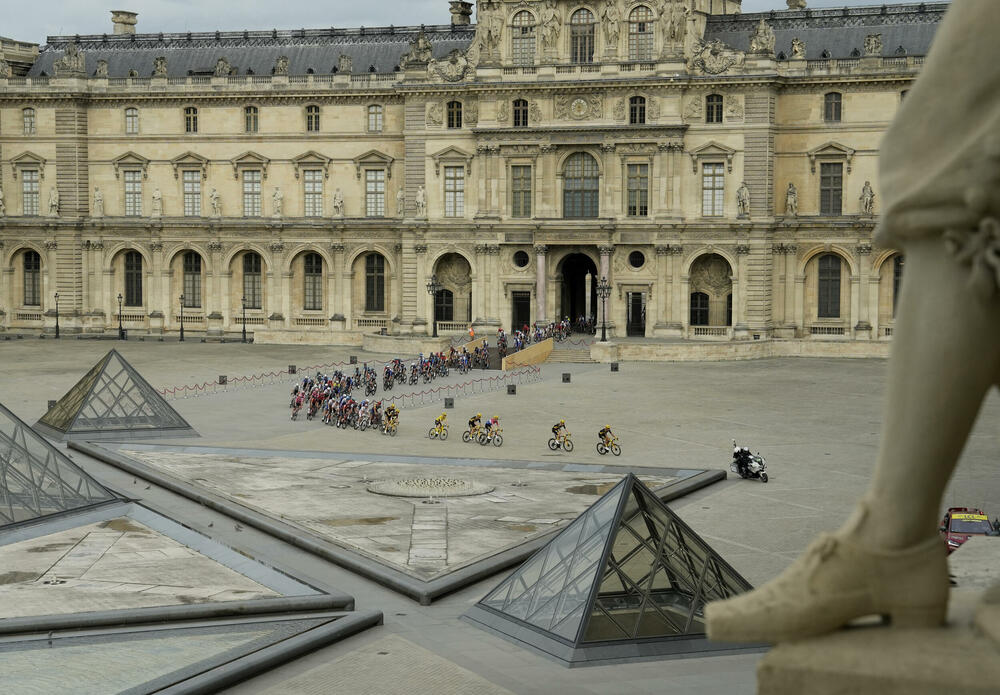 <p>Pogledajte kako je kroz foto-objektiv izgledala posljednja etapa Tur d'Fransa.</p>