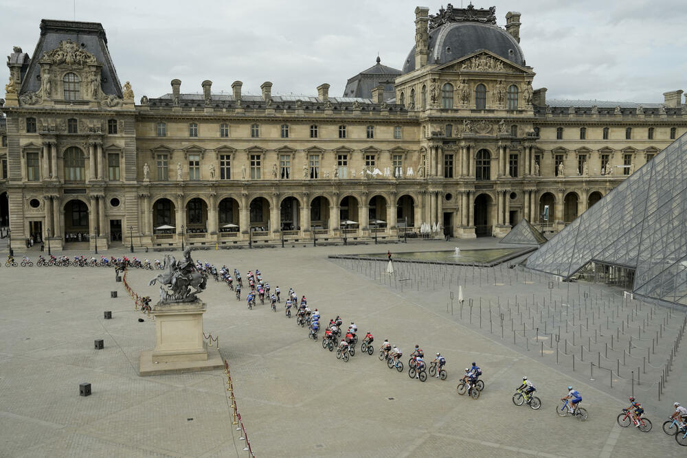 <p>Pogledajte kako je kroz foto-objektiv izgledala posljednja etapa Tur d'Fransa.</p>