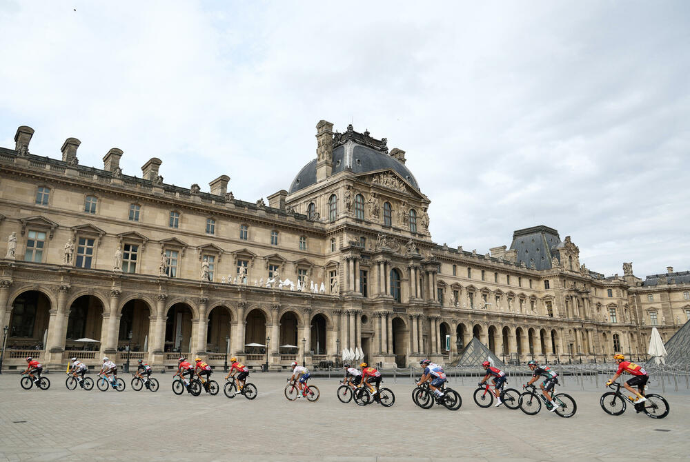 <p>Pogledajte kako je kroz foto-objektiv izgledala posljednja etapa Tur d'Fransa.</p>