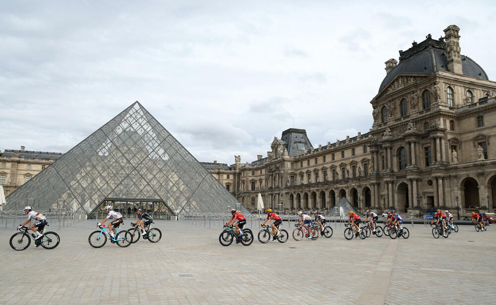 <p>Pogledajte kako je kroz foto-objektiv izgledala posljednja etapa Tur d'Fransa.</p>