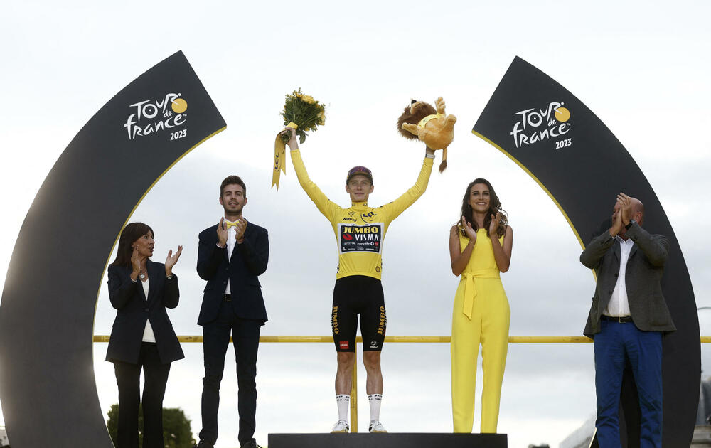 <p>Pogledajte kako je kroz foto-objektiv izgledala posljednja etapa Tur d'Fransa.</p>