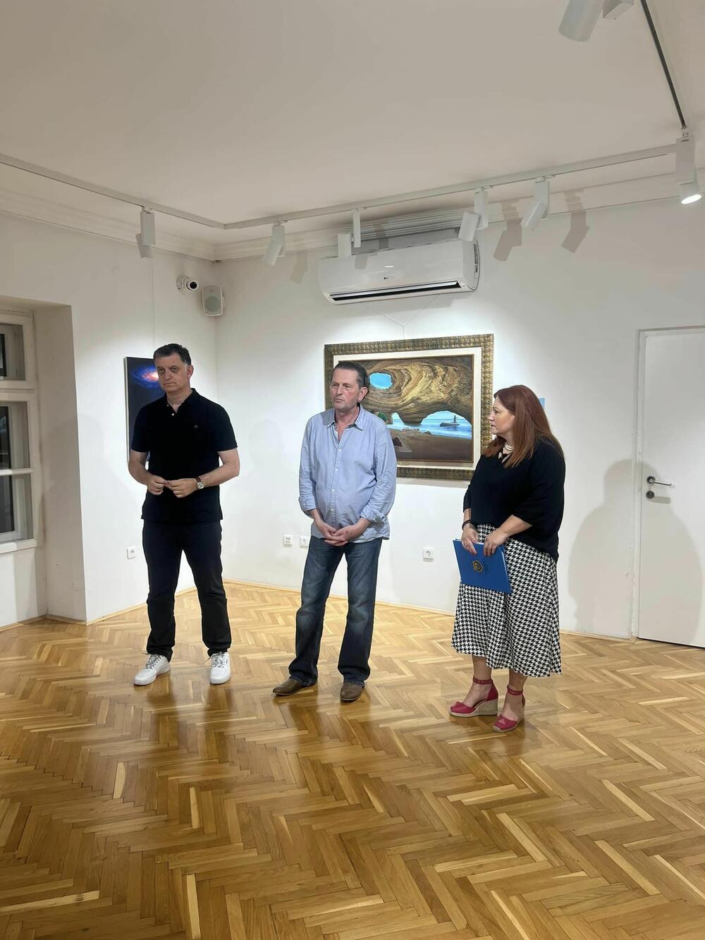 izložba Tišina mora