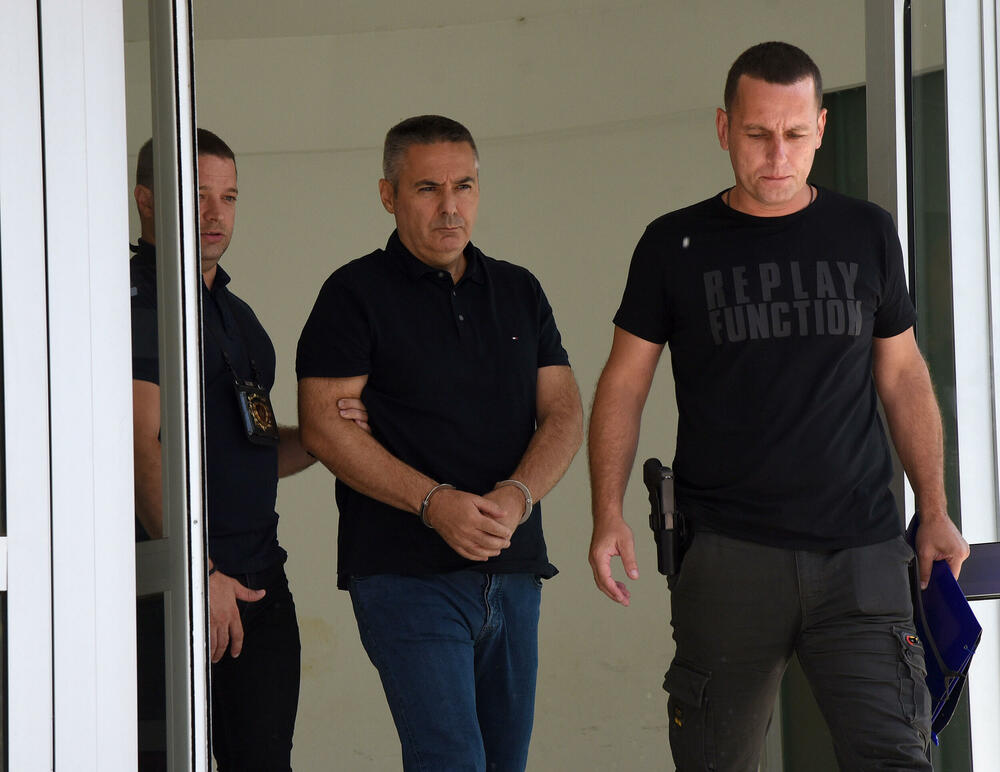<p>Veljović je uhapšen jutros u akciji Specijalnog policijskog odjeljenja, po nalogu Specijalnog državnog tužilaštva</p>